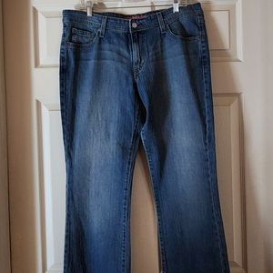 Levi's Junior's 518 Superlow boot cut 15M